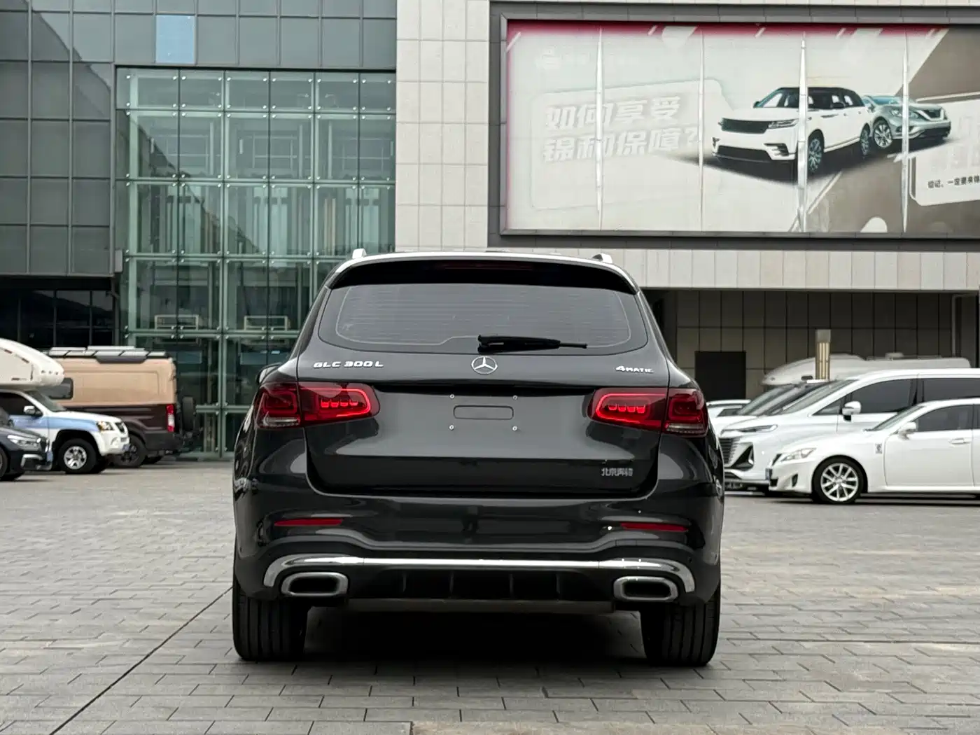 MERCEDES-BENZ GLC