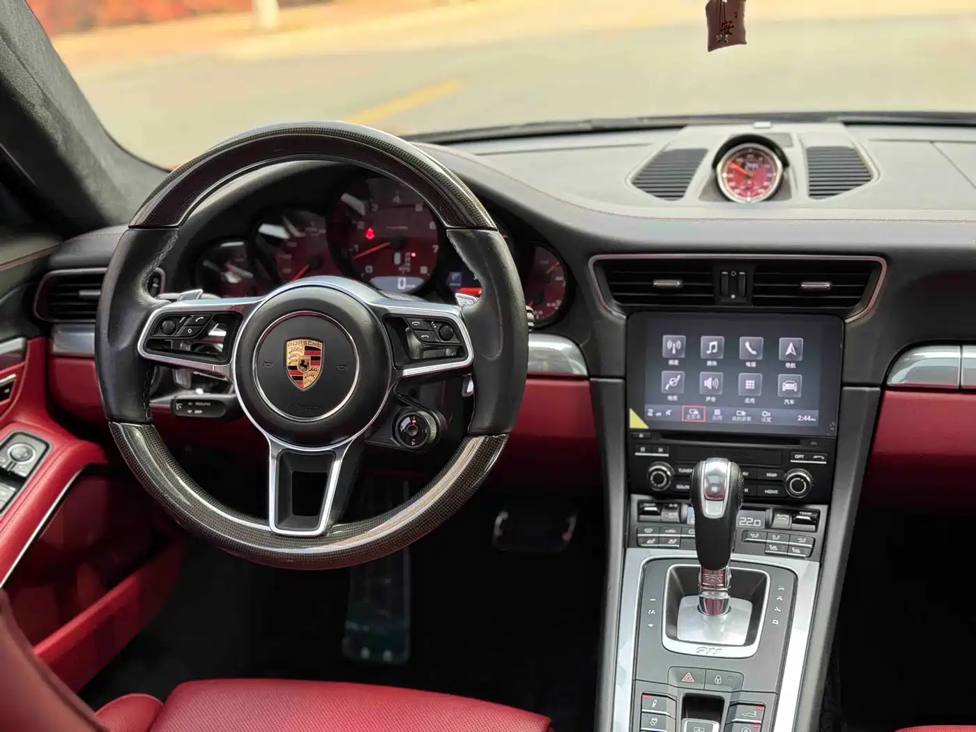 Porsche 911 2016 Carrera 3.0T фото 7
