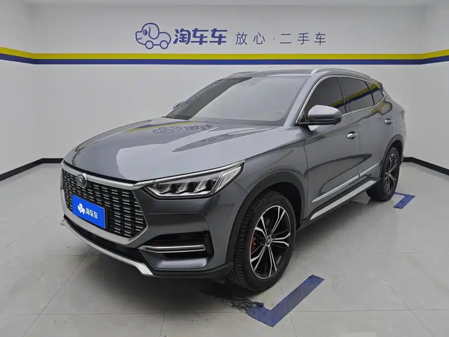 Фото 1 - BYD Song PLUS