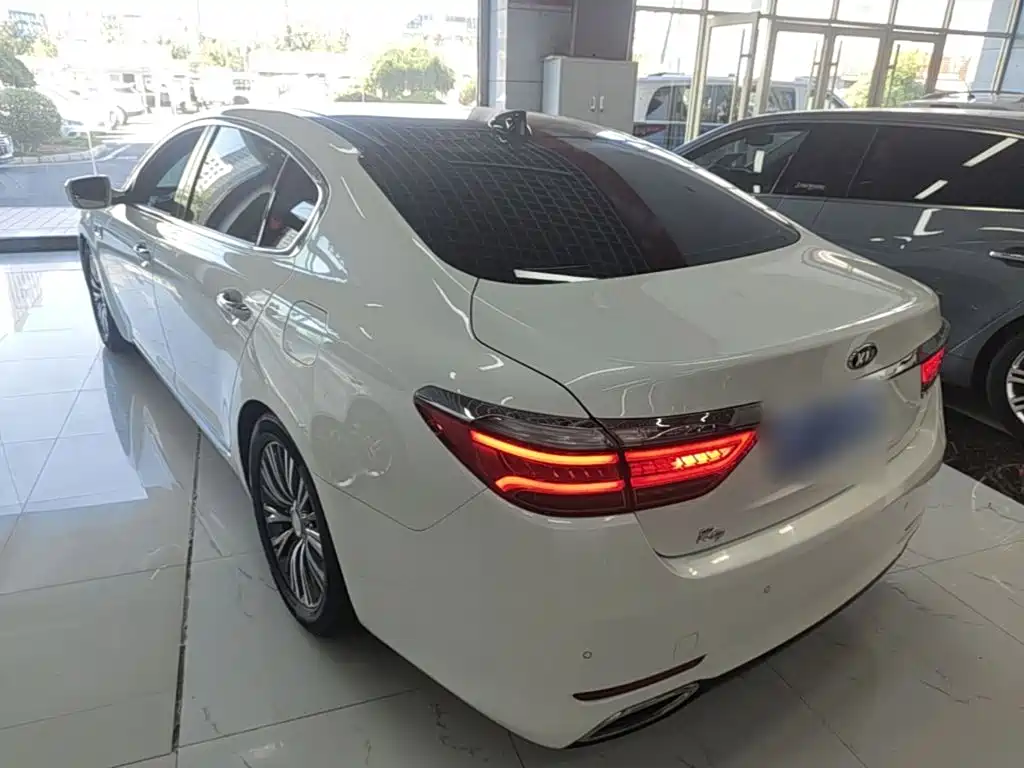 Kia K9 2017 2015 Model 3.8L Luxury Edition