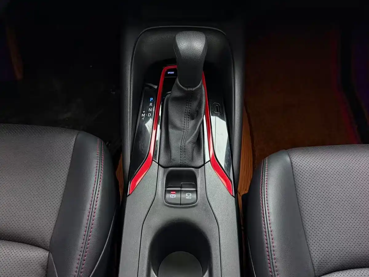 Toyota Levin 2021 185T CVT Sport Edition фото 9