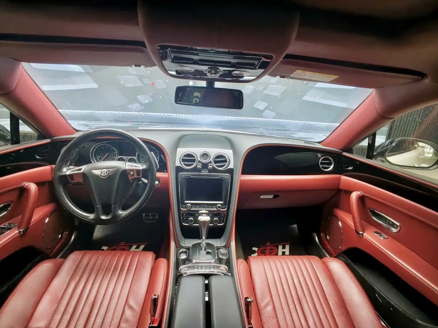Bentley Flying Spur 2017 4.0T V8 S Standard фото 17