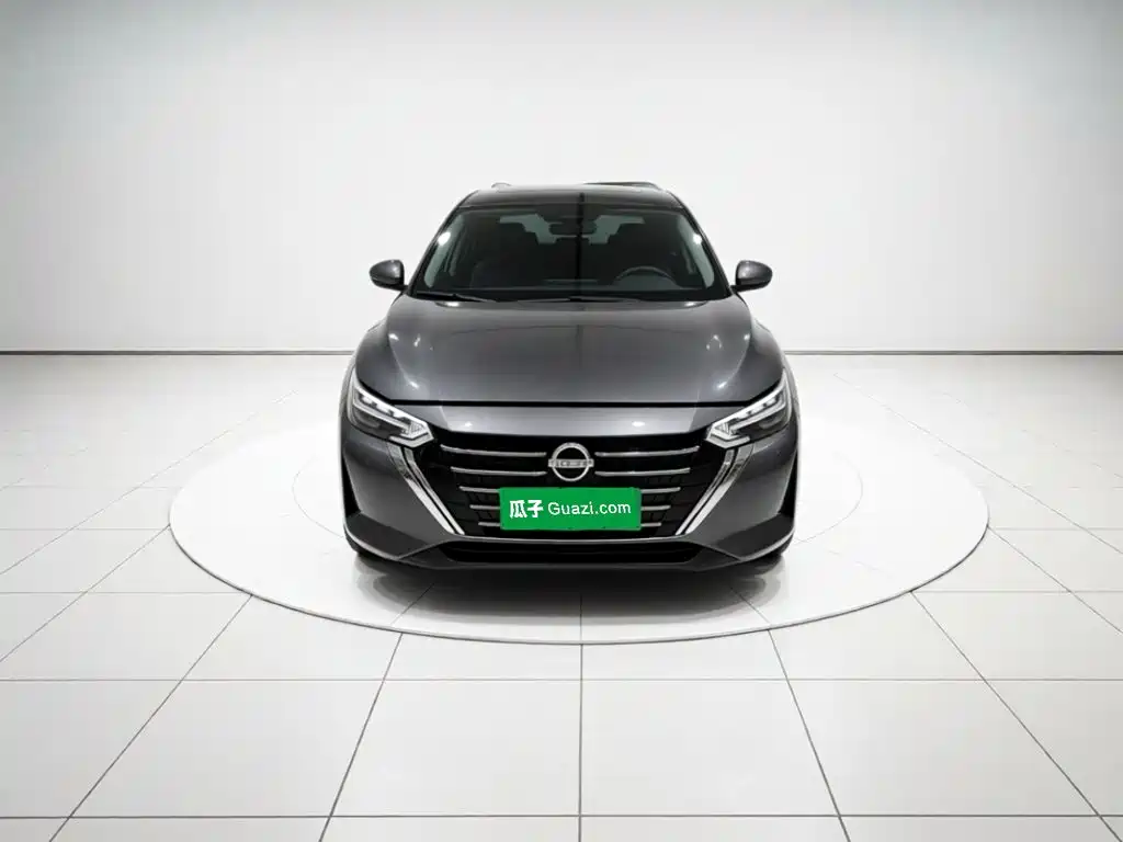 صورة 2 - Nissan Sylphy