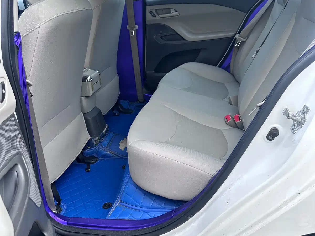 Chevrolet Sail 2018 Sail 3 1.5L Manual Ideal Sunroof фото 6