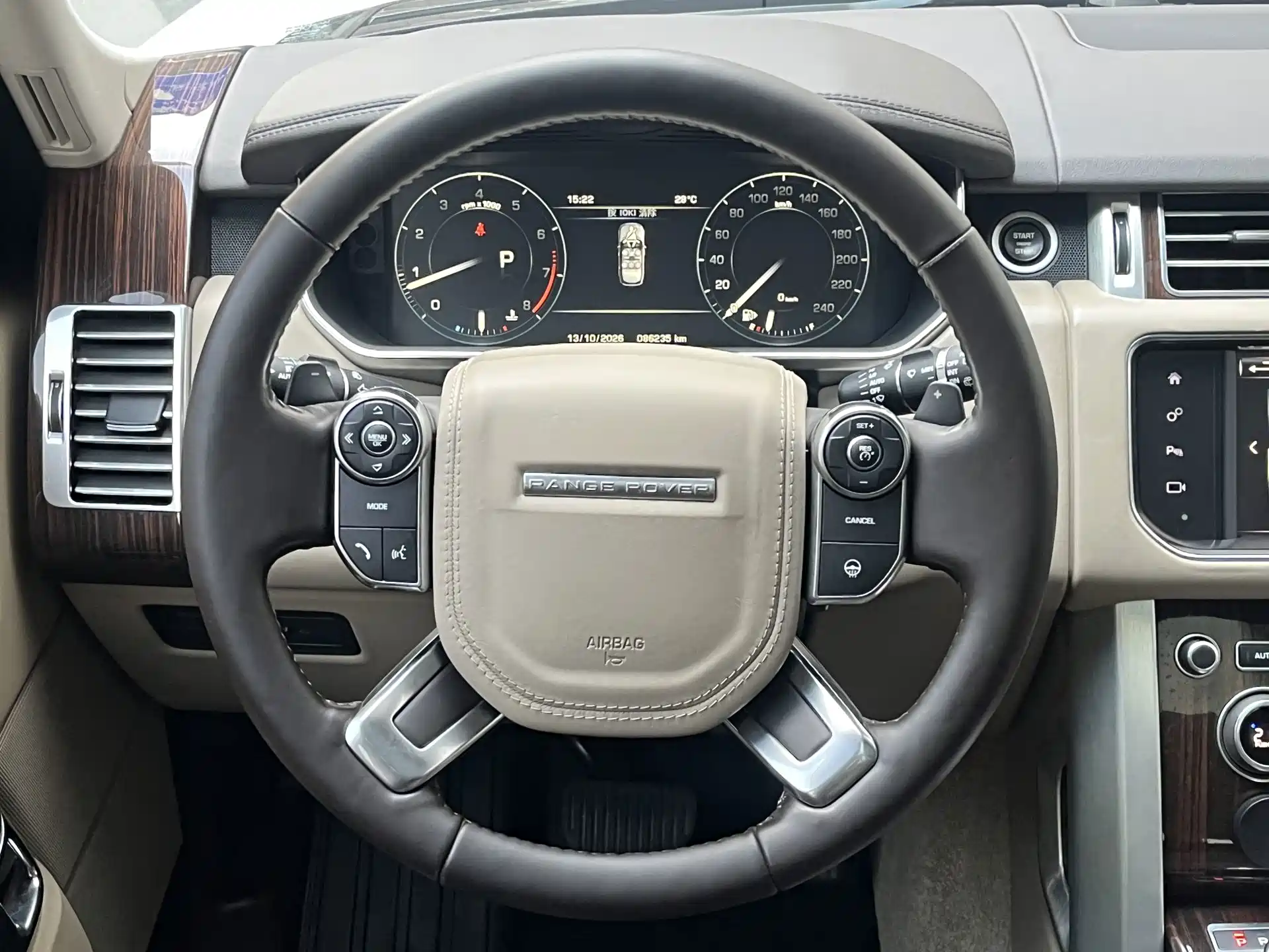 Фото 13 - Land Rover Range Rover