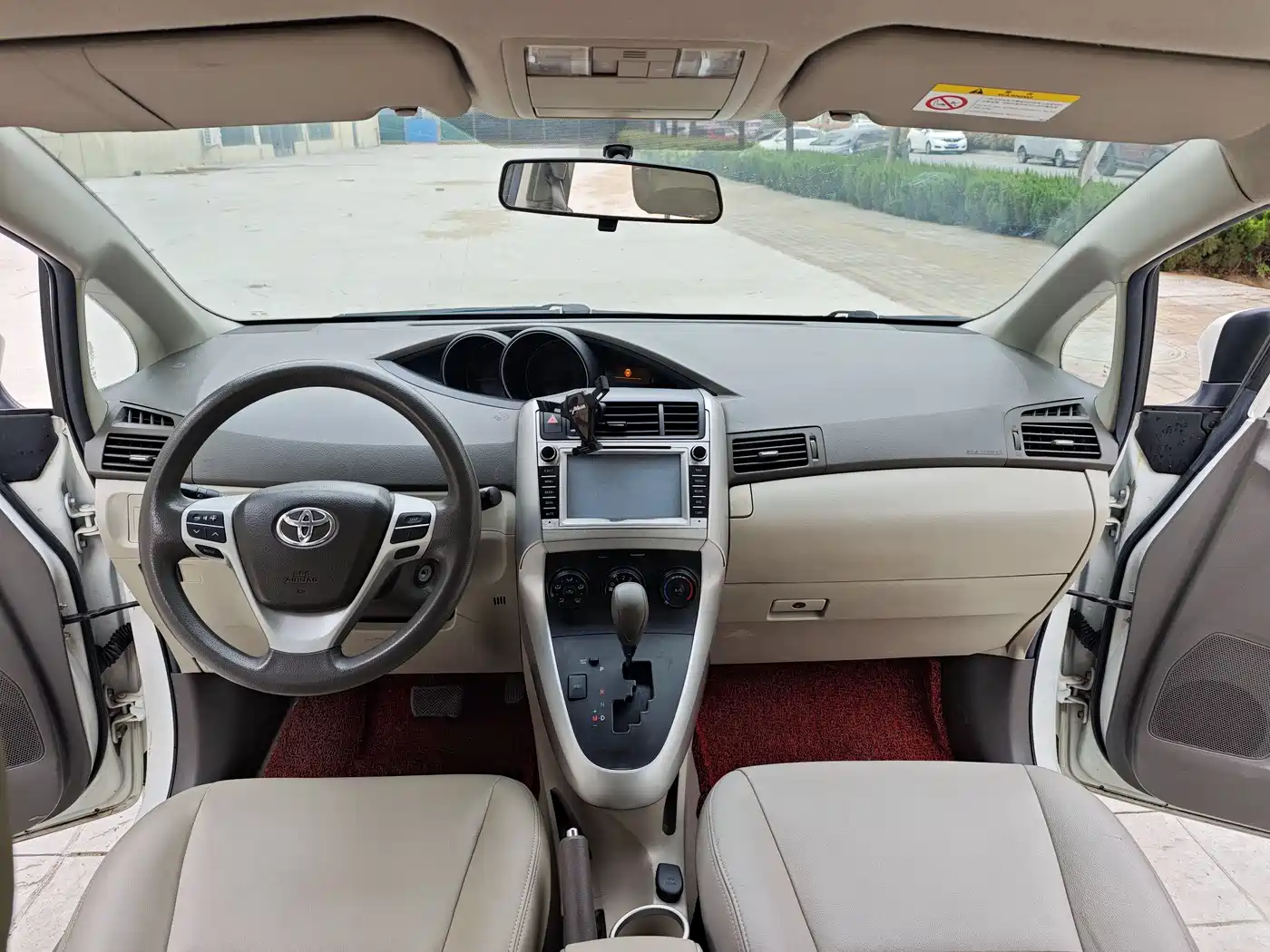 Toyota E'Z 2014 Xingyao 180E CVT Elite фото 10