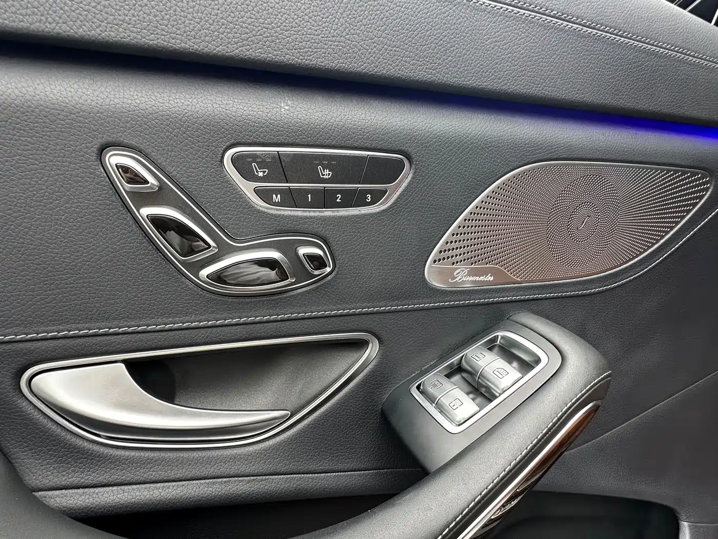 Mercedes-Benz Maybach S-Class 2020 S 450 4MATIC Collector's Edition фото 12