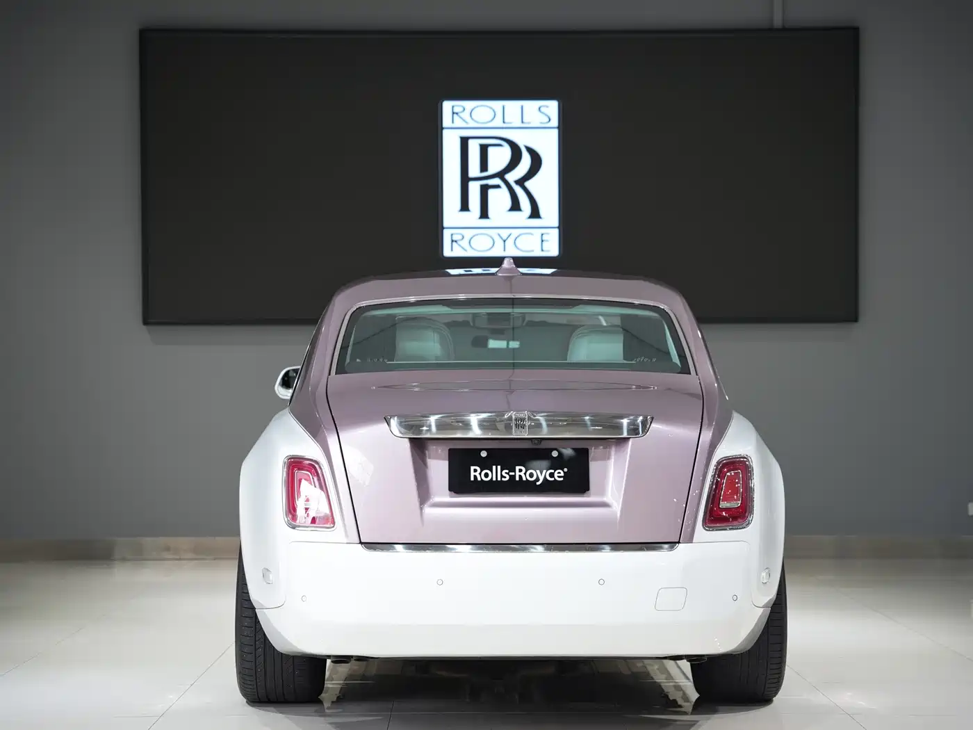 Rolls-Royce Phantom 2021 2018 6.7T Long Wheelbase Version