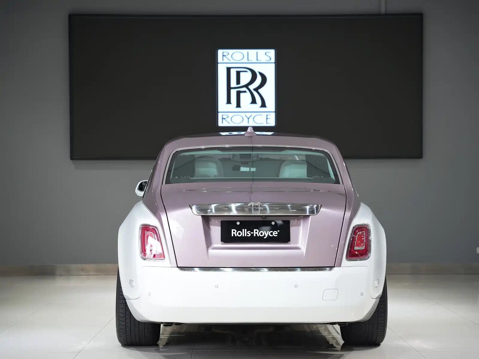 Фото 5 - Rolls-Royce Phantom