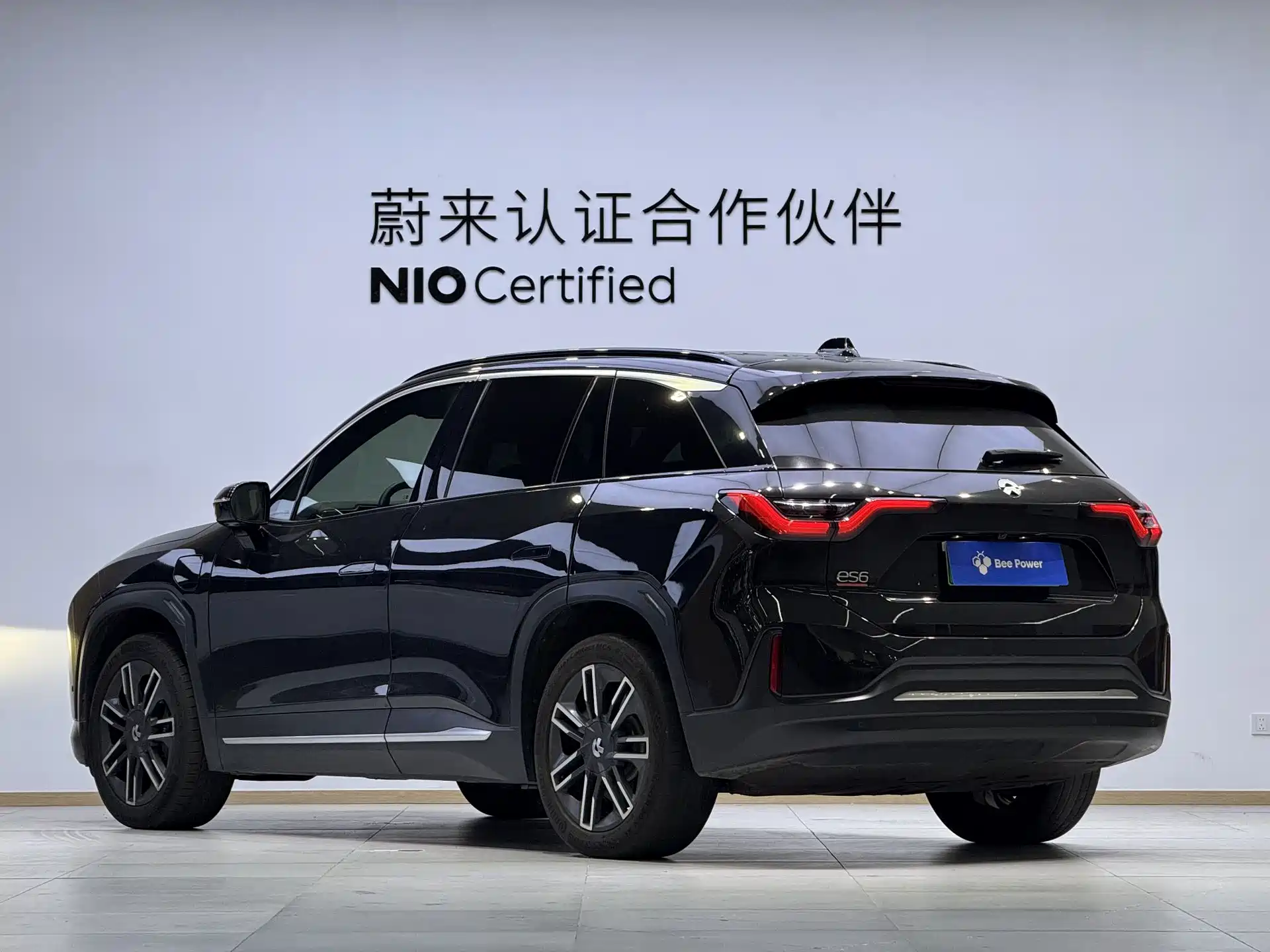 Фото 8 - NIO ES6