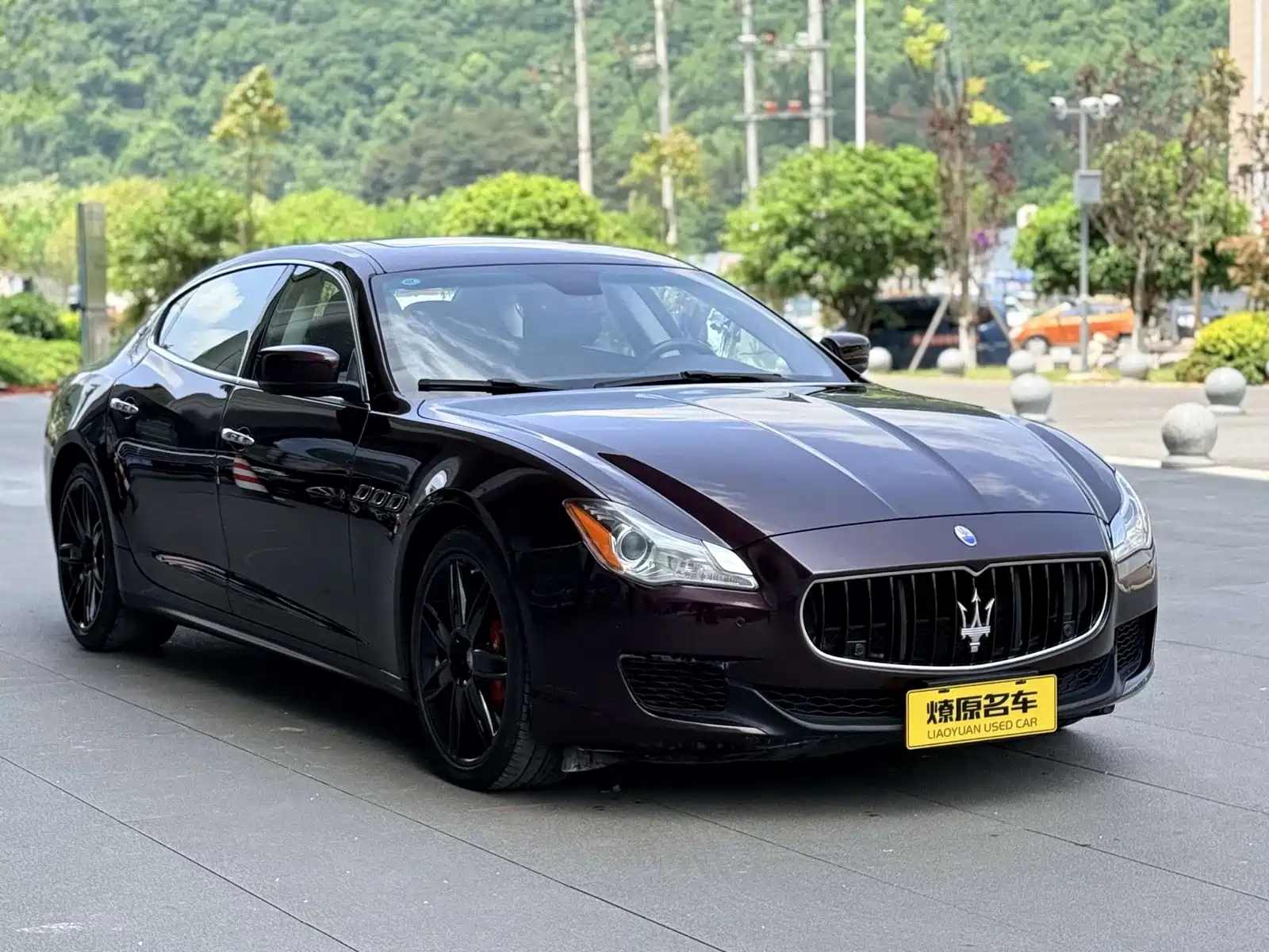 Photo 3 - Maserati Quattroporte