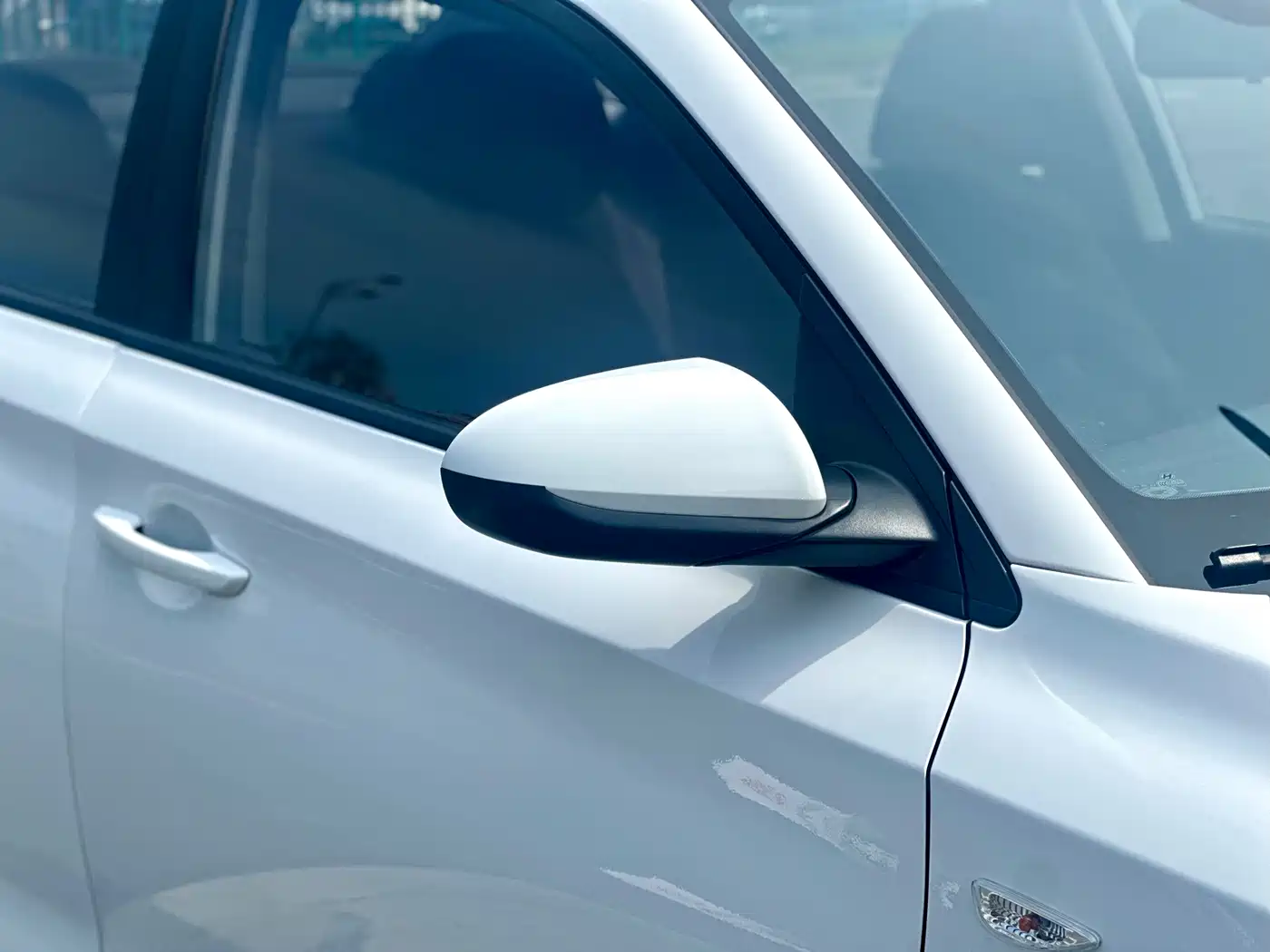 Hyundai Elantra 2018 1.6L Automatic Pleasing Edition GL China VI фото 18