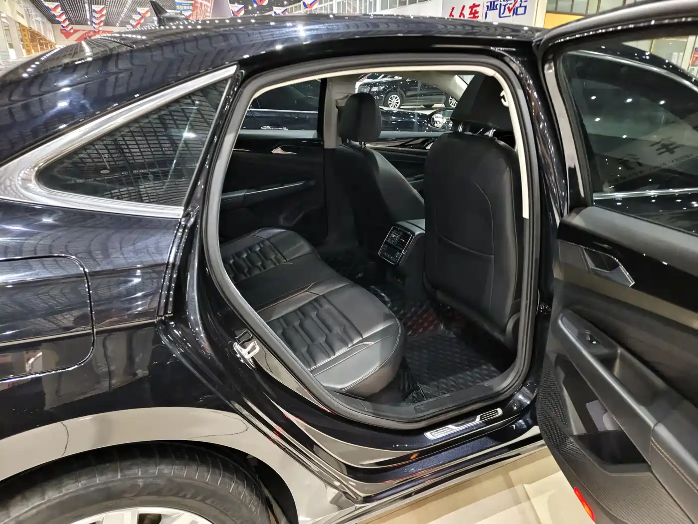 Volkswagen Passat 2020 280TSI Elite Edition China VI фото 7