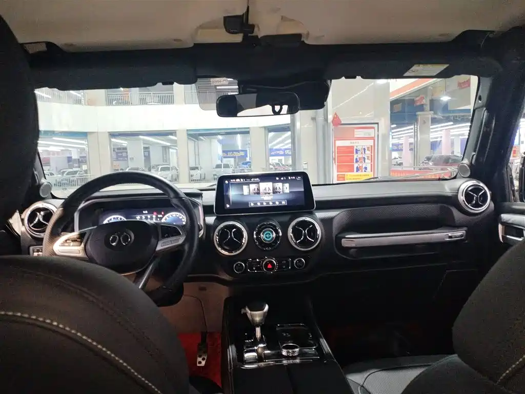 BAIC ORV Beijing Offroad BJ40 2019 PLUS 2.3T Automatic 4WD Luxury Edition China VI фото 14