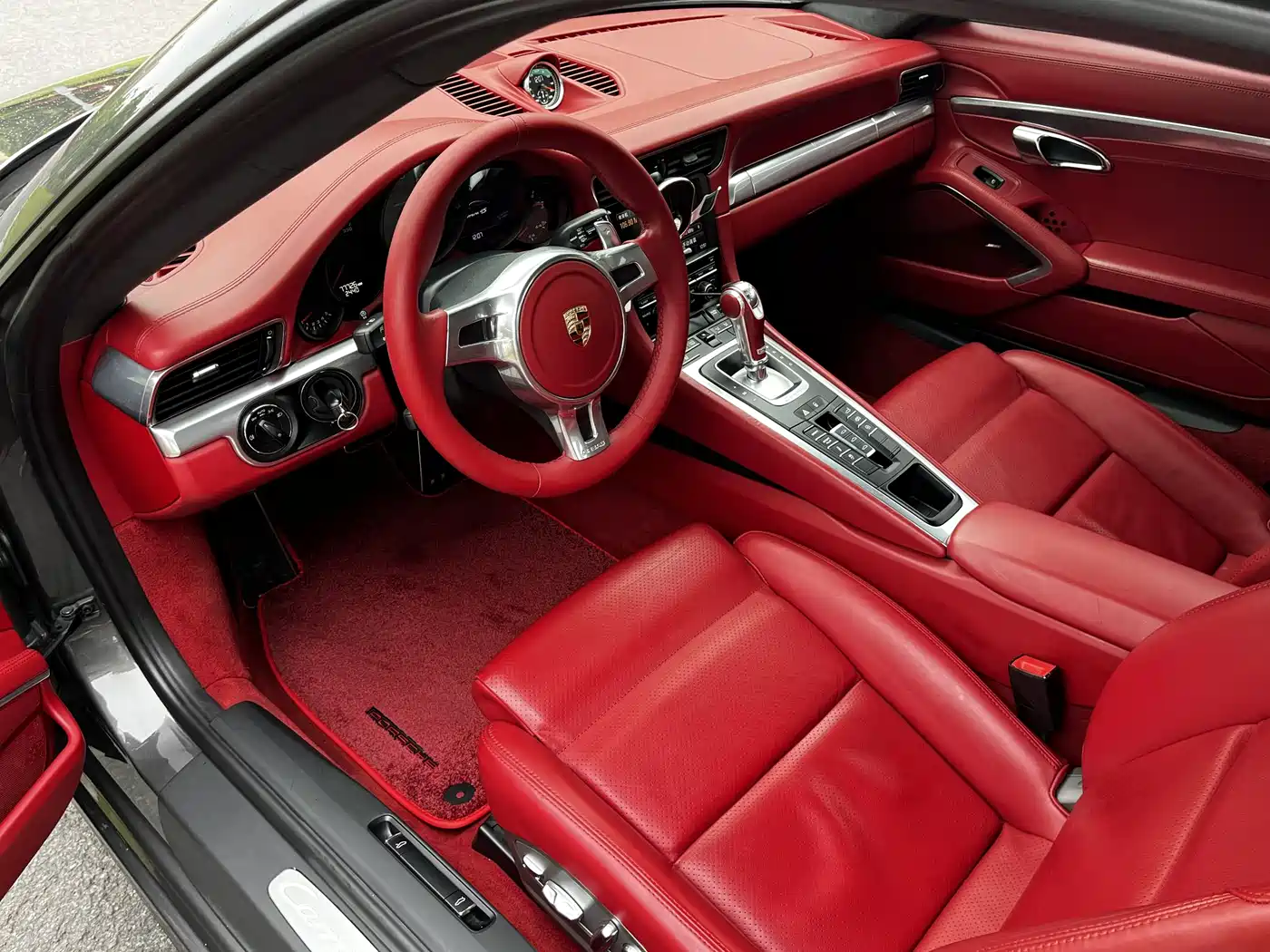 Porsche 911 2013 Carrera 4S 3.8L фото 11