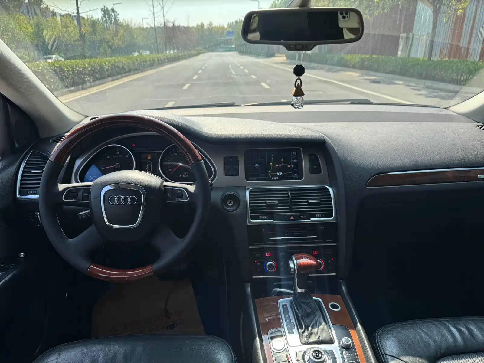 Photo 13 - Audi Q7