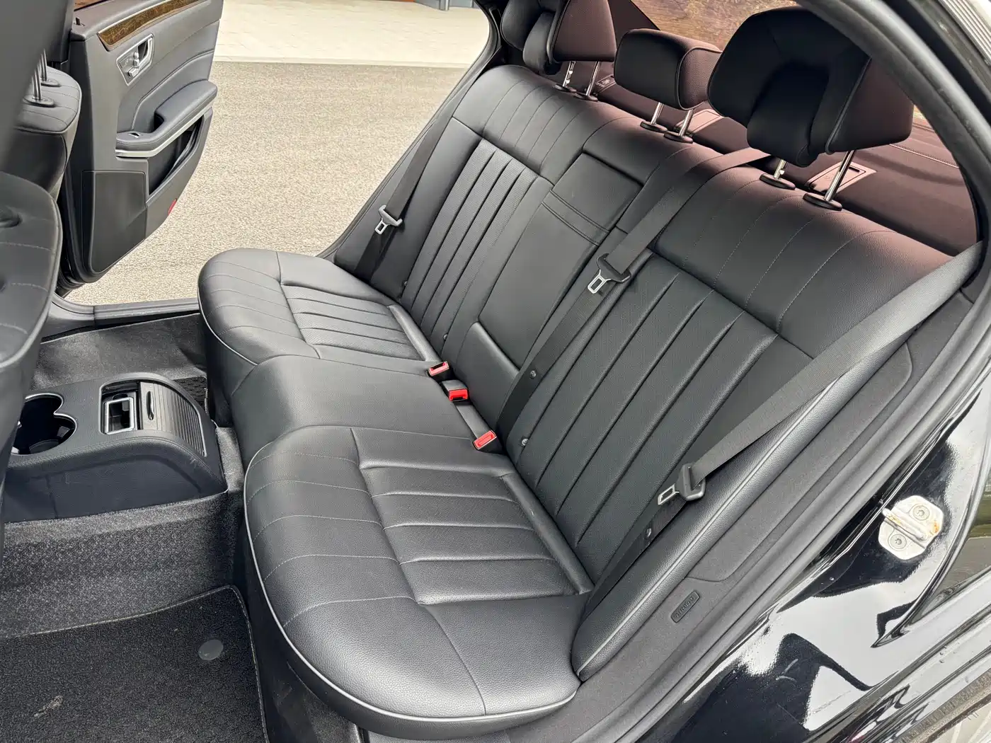 Mercedes-Benz E-Class 2015 E 200 L фото 20