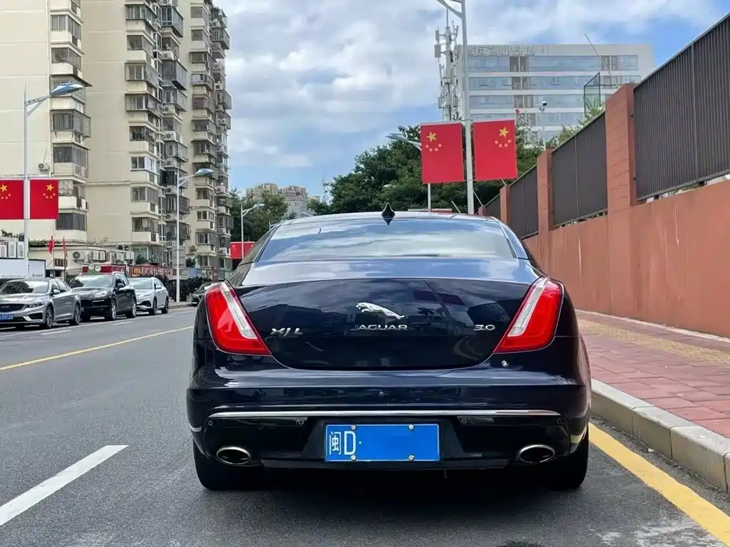 Jaguar XJ 2017 2016 XJL 3.0 SC 2WD Elegance Business Edition