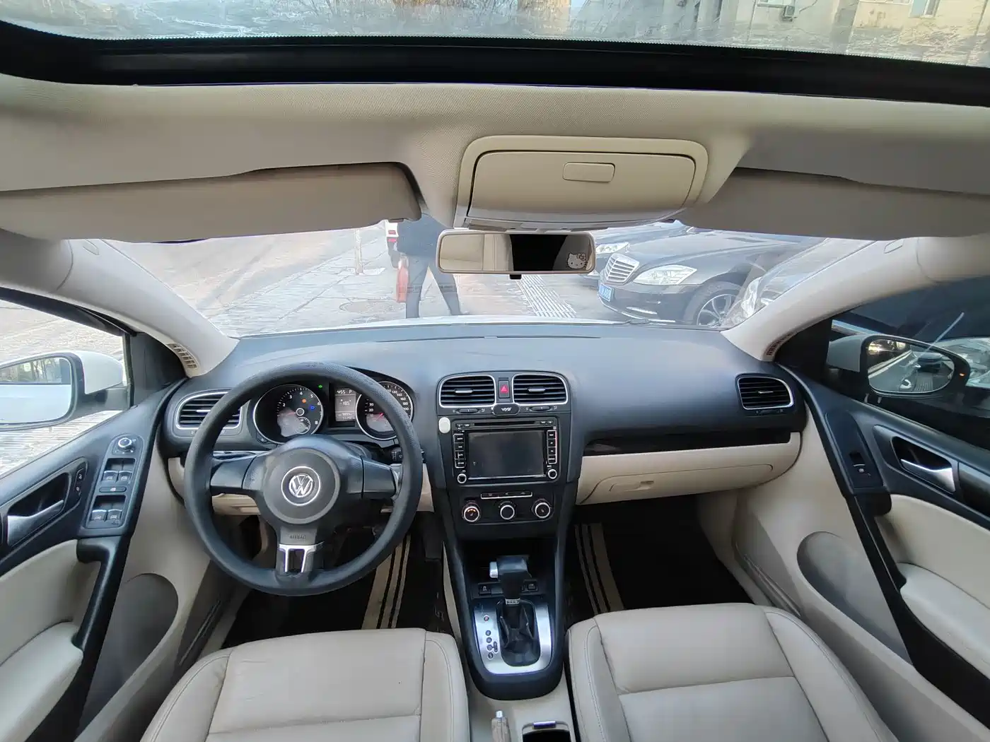 Volkswagen Golf 2010 1.4TSI Automatic Luxury фото 8