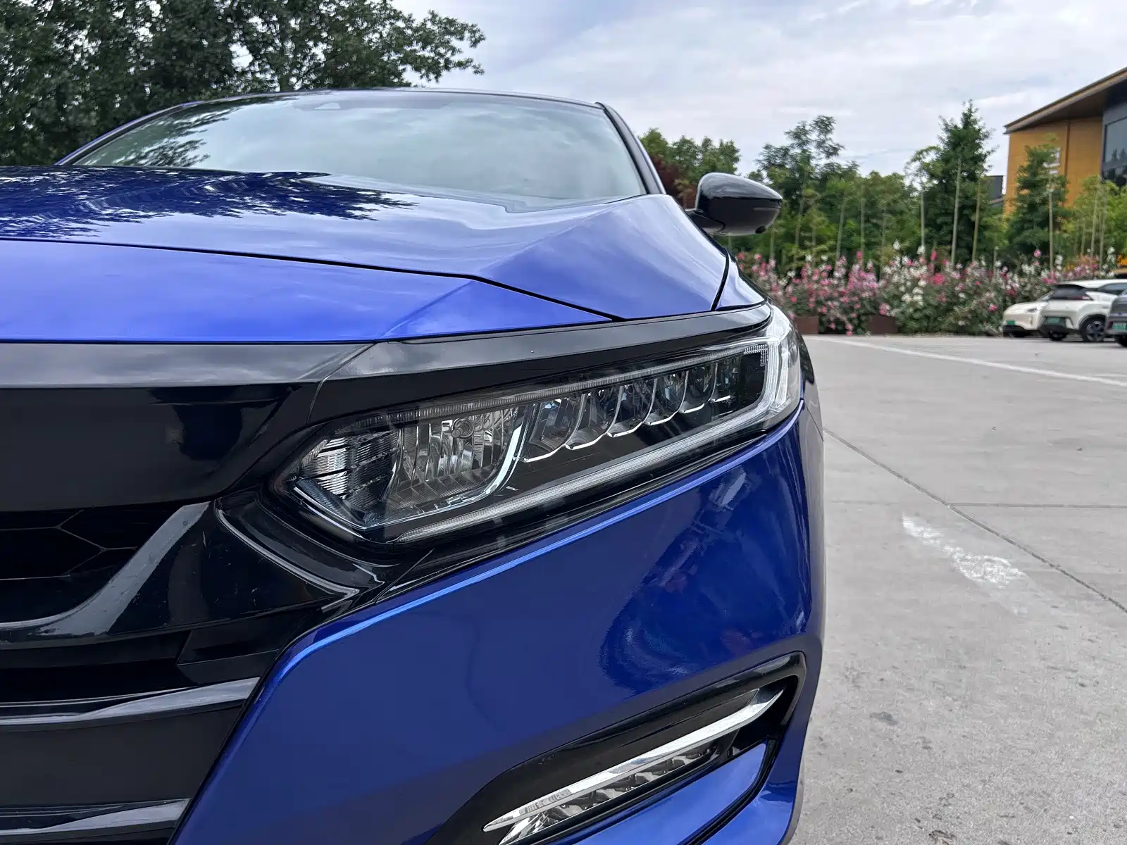 Фото 10 - Honda Accord