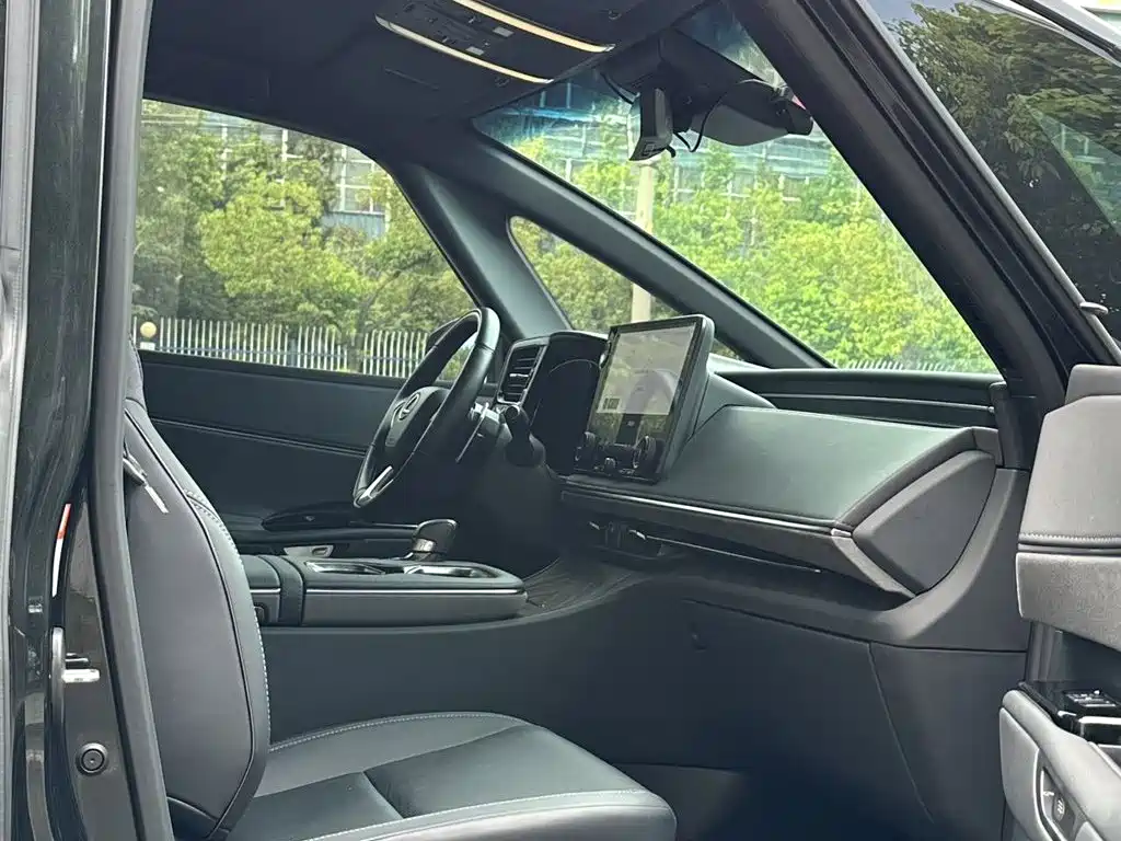 Lexus LM 2024 2023 500h 6-Seater Prestige Edition