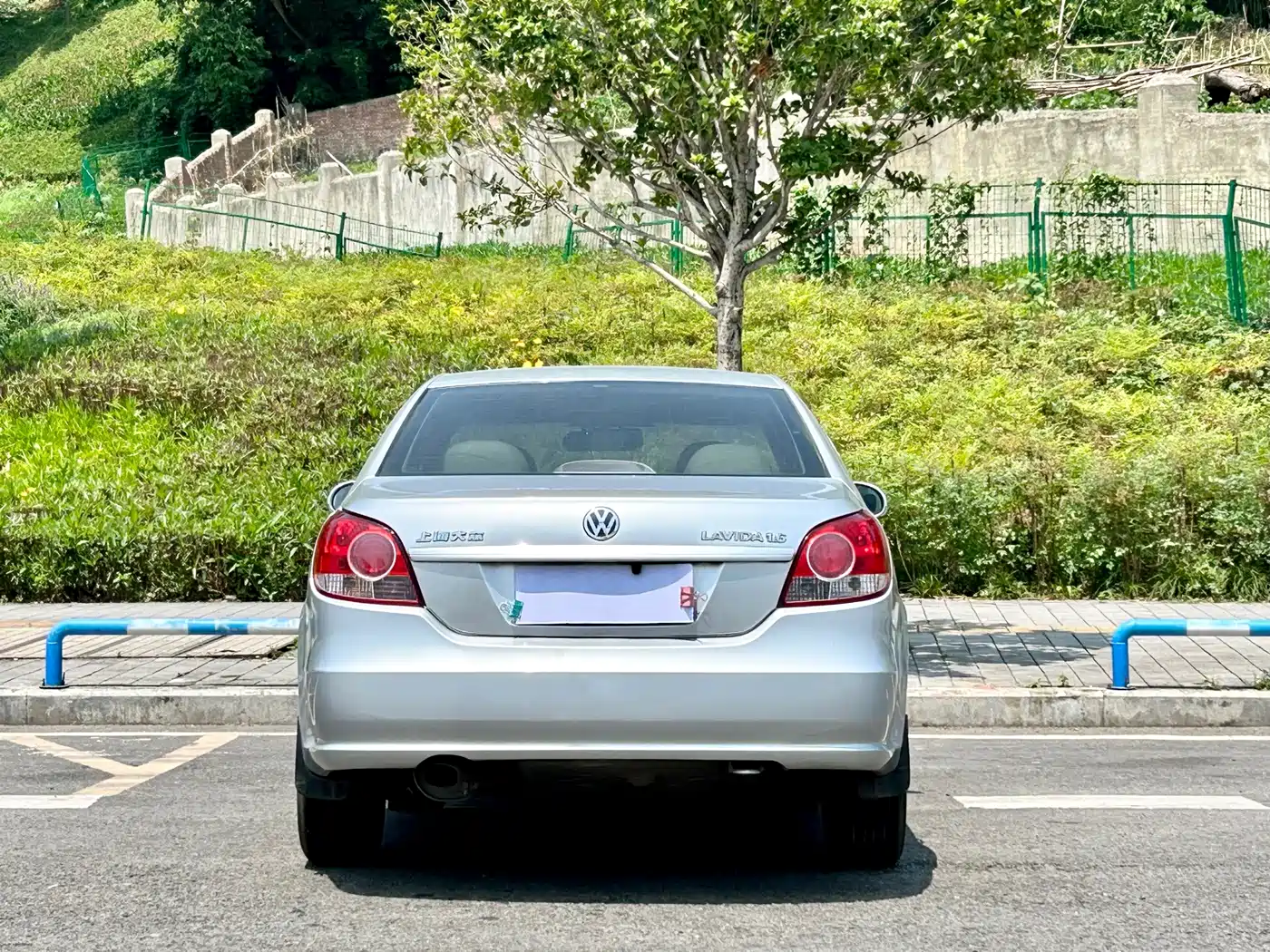 Volkswagen Lavida 2010 2011 1.6L Automatic Leisure Edition