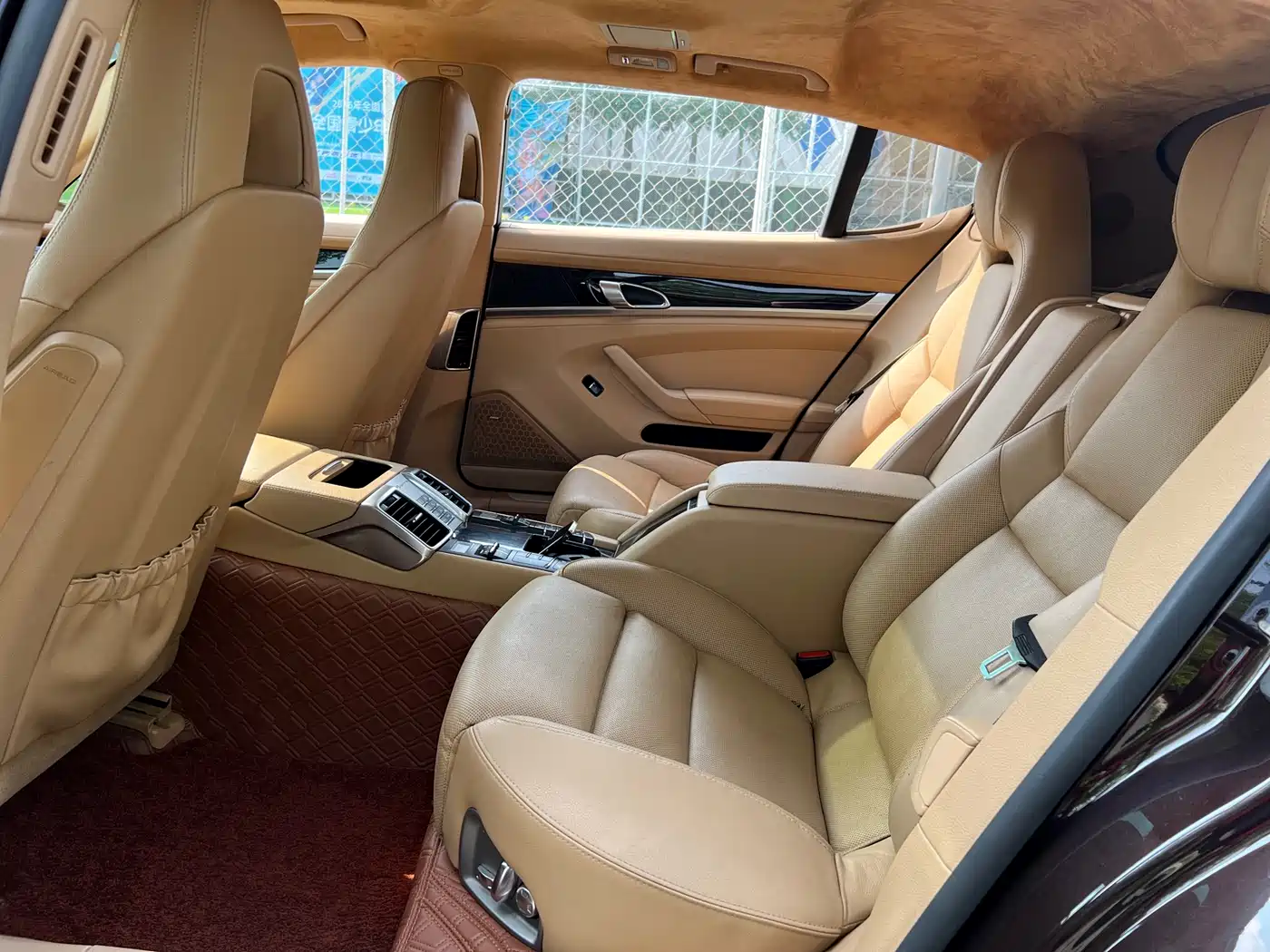 Porsche Panamera 2014 Panamera 4 Executive 3.0T фото 14