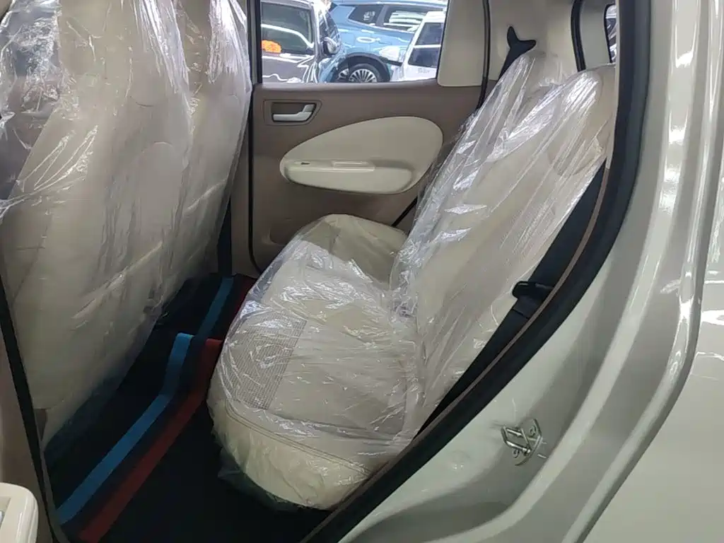 Wuling Motors Hongguang MINIEV 2026 2025 4-Door Advanced