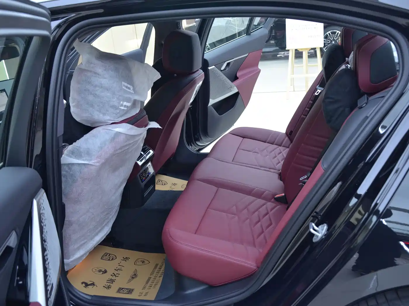 BMW 5 Series 2026 Model Year Facelift 530Li Leading M Sport Package фото 5