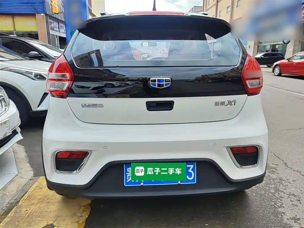 Geely Yuanjing X1 2018 2017 1.3L Auto Fun Edition