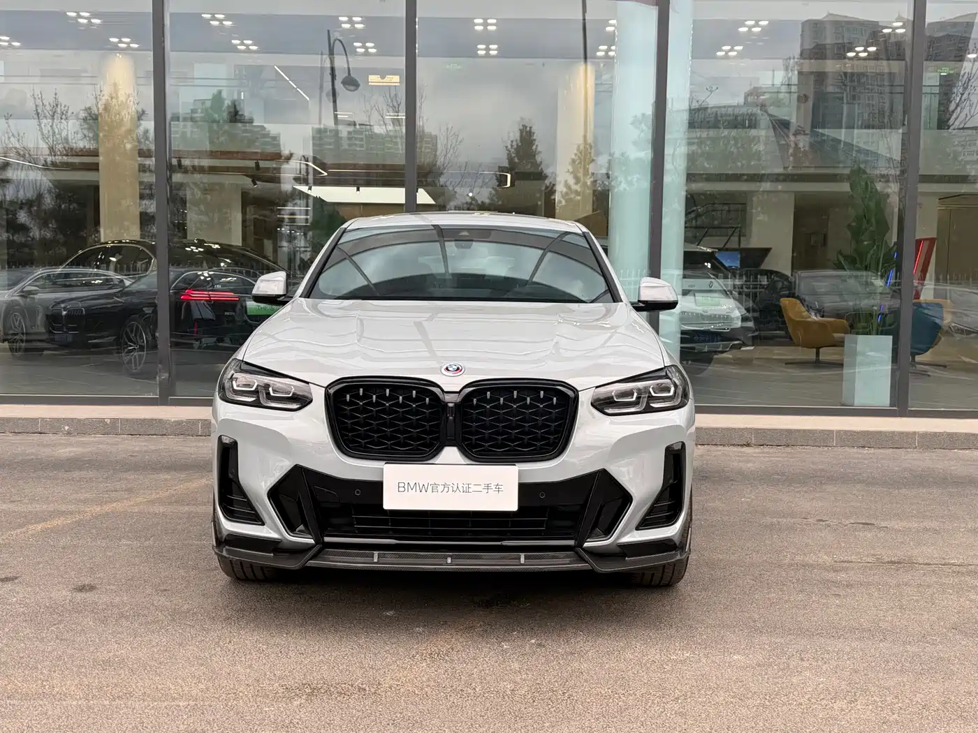 BMW X4 2022 xDrive 30i M Sport Blackout Package фото 2