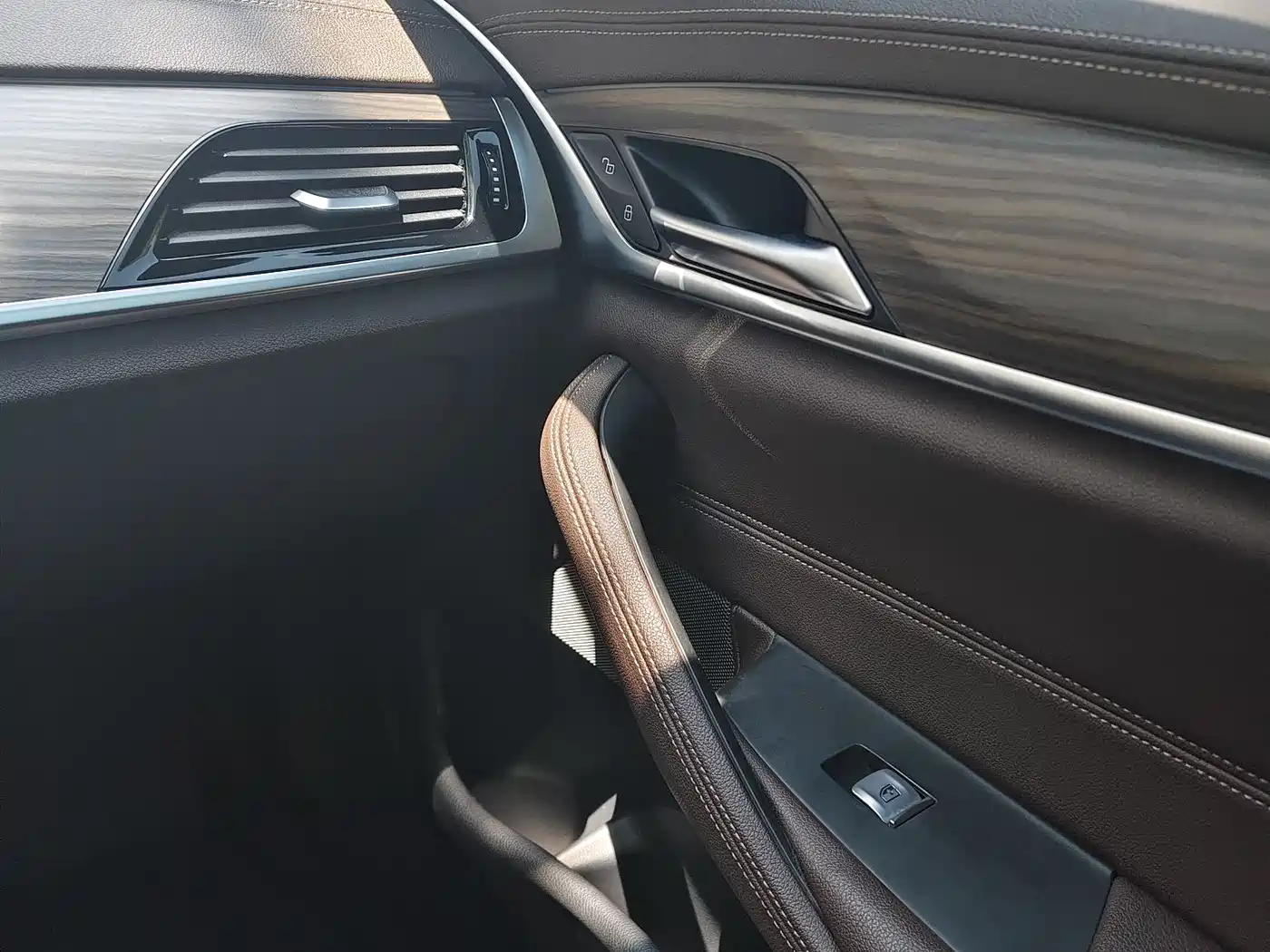 BMW 5 Series 2021 Facelift 530Li Leading M Sport Package фото 39