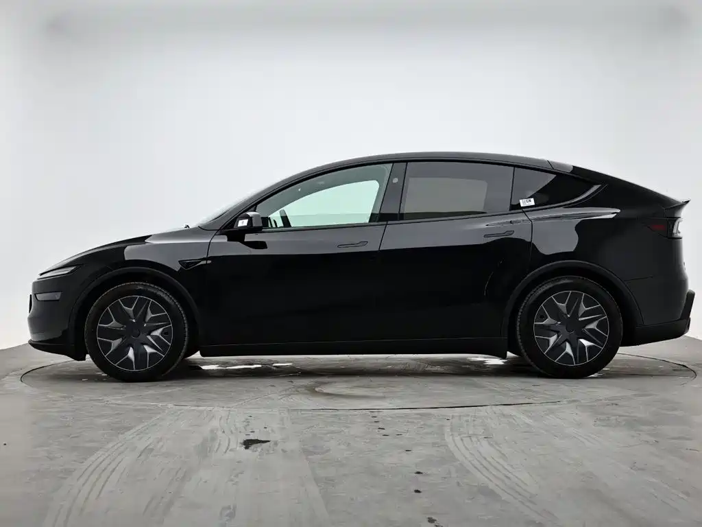 Tesla Model Y L 2026 2025 Facelift Long Range AWD