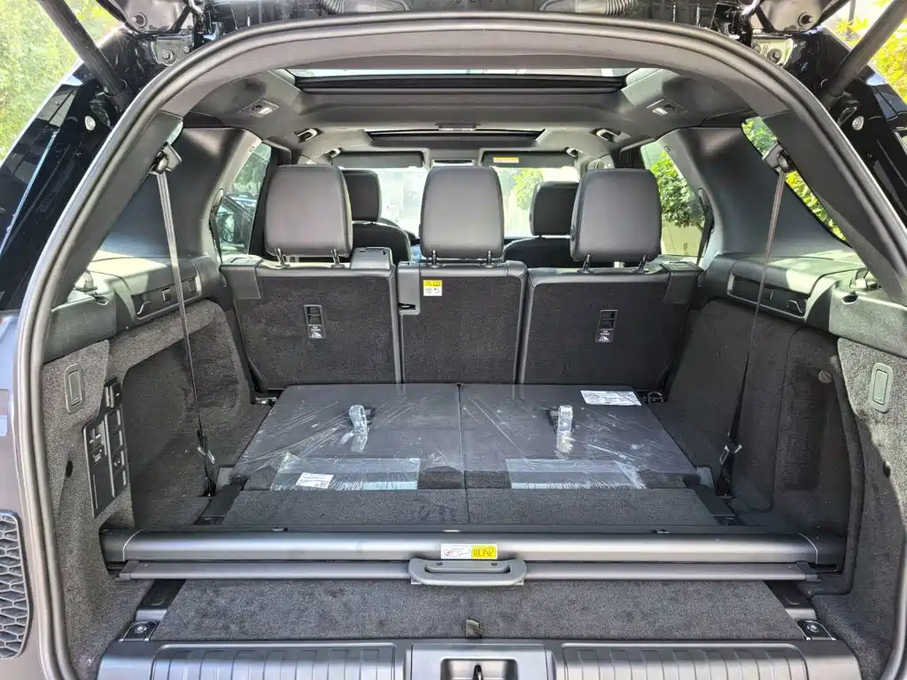 Фото 11 - Land Rover Discovery