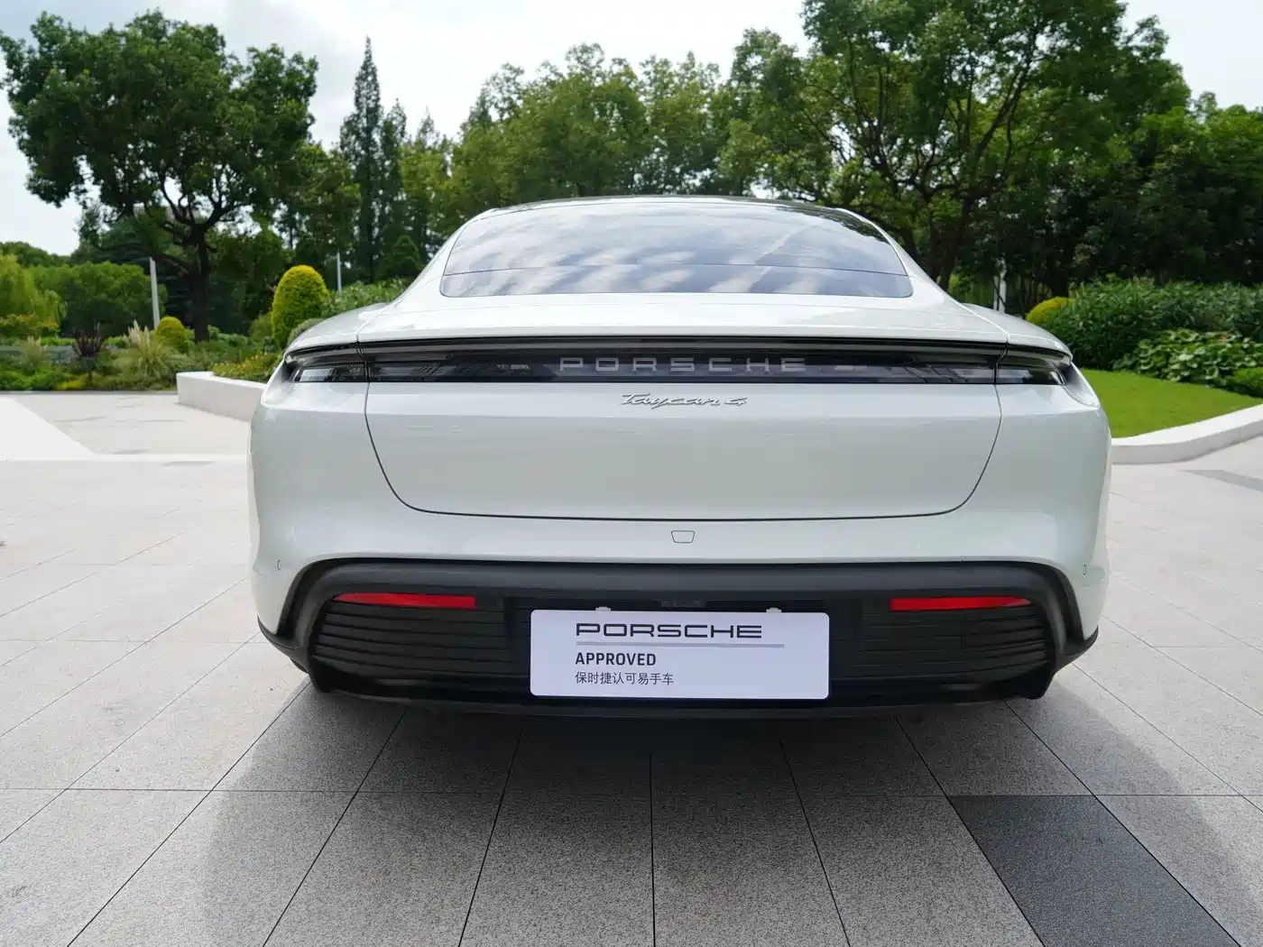 Porsche Taycan 2025 2024 Taycan 4