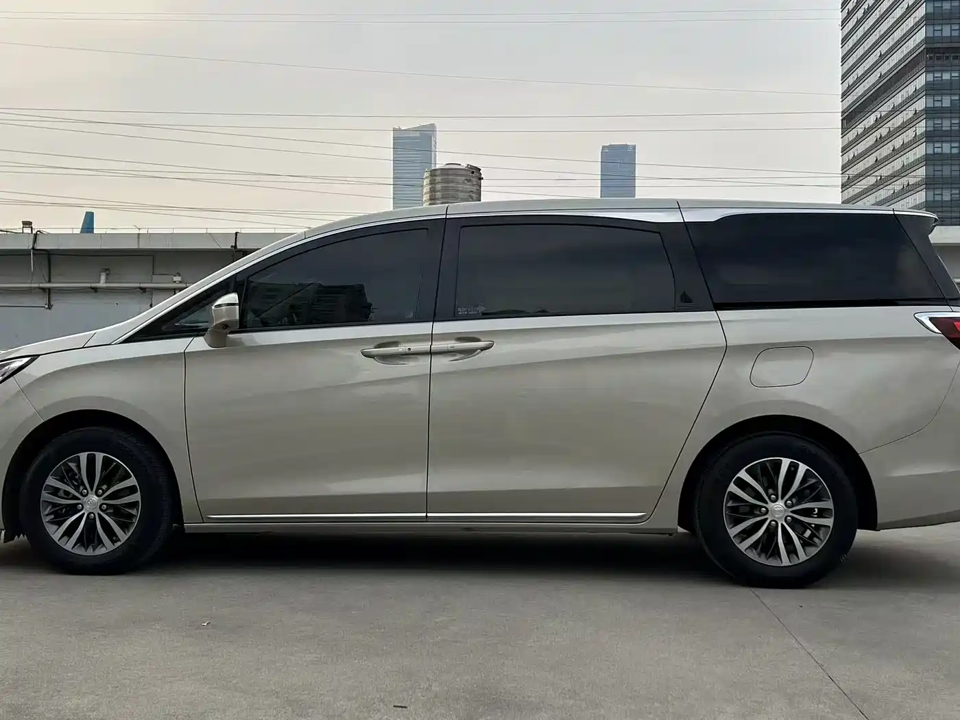 BUICK GL8