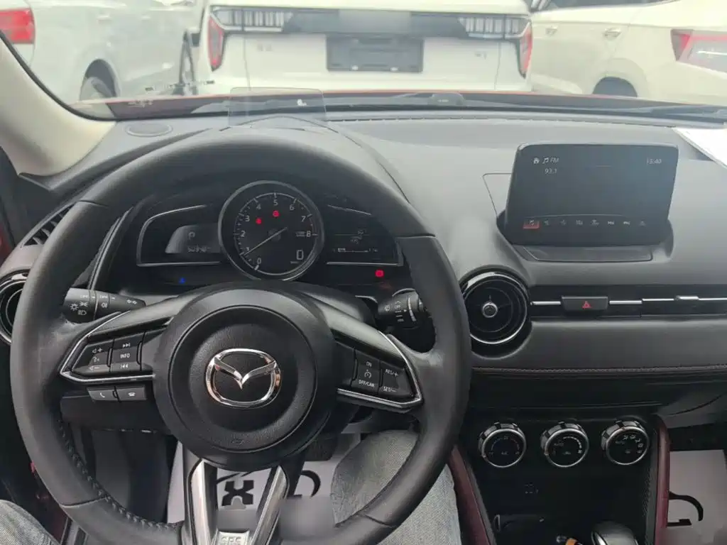 Фото 10 - Mazda CX-3