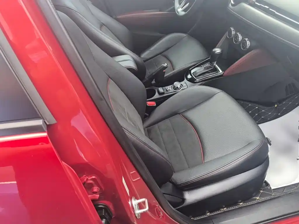 Фото 25 - Mazda CX-3
