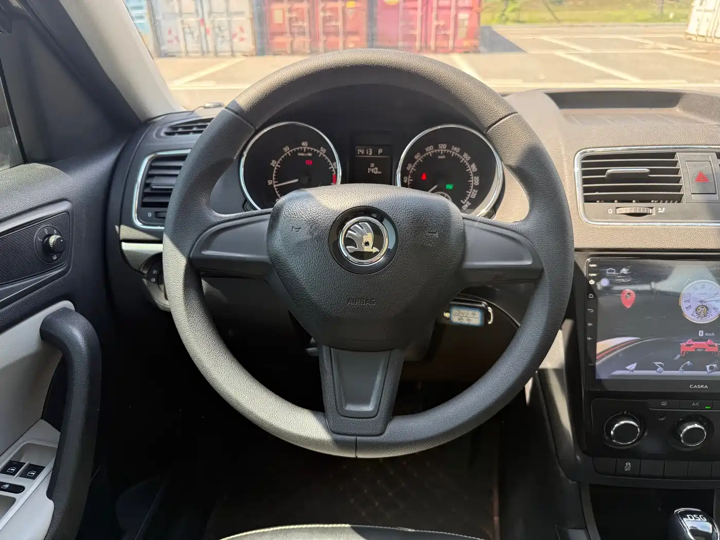 Škoda Yeti 2016 1.4TSI DSG Forward Edition фото 10