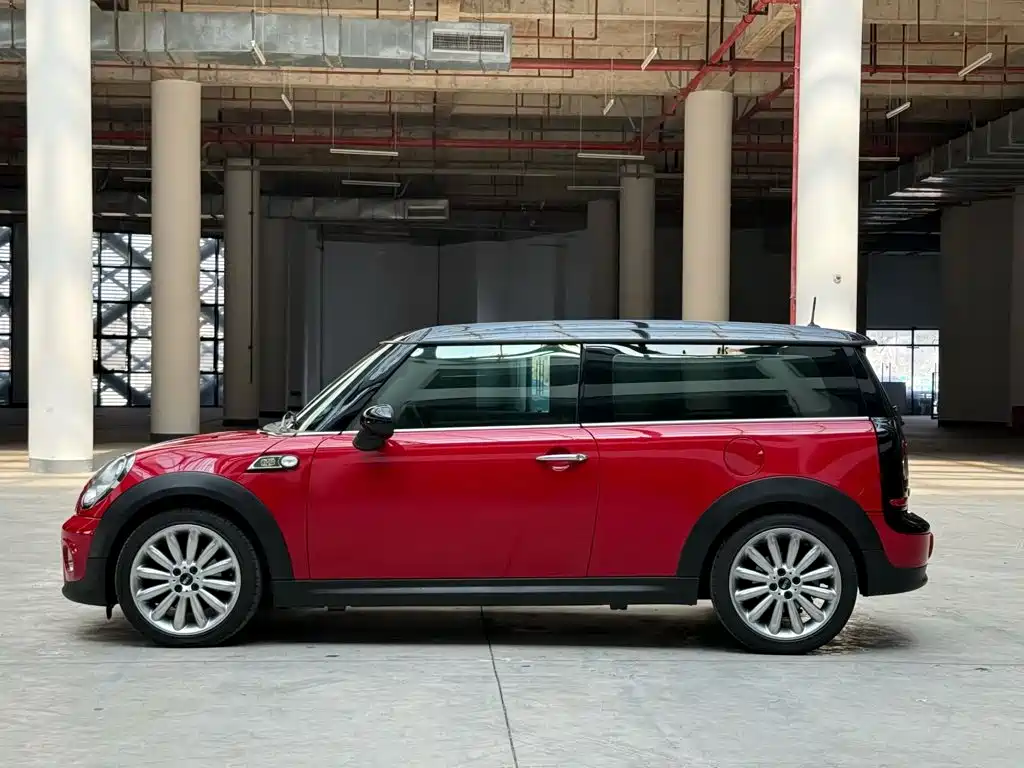 MINI CLUBMAN 2010 2010 1.6L COOPER Cheer