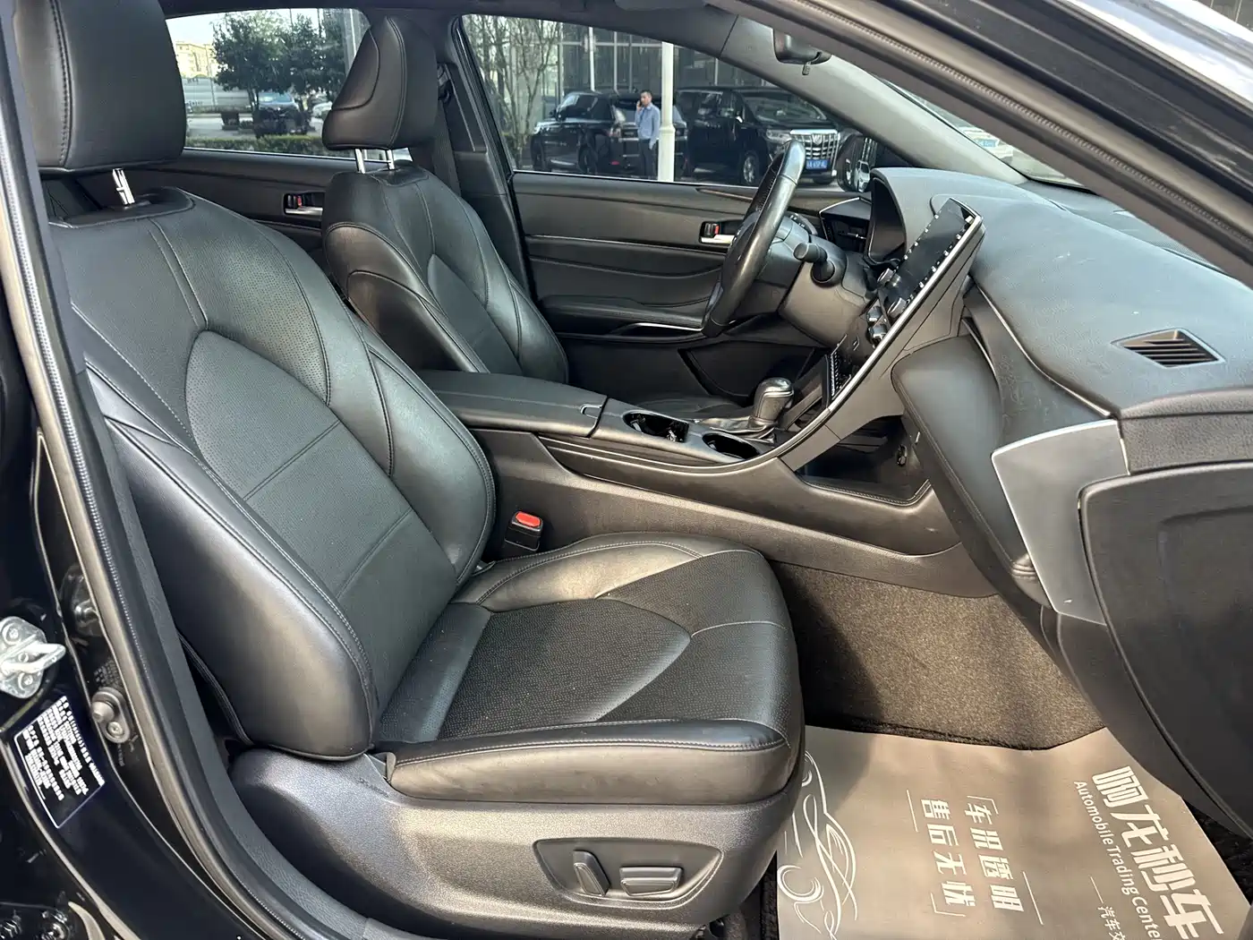 Toyota Avalon 2019 2.0L Luxury Edition (China VI) фото 7