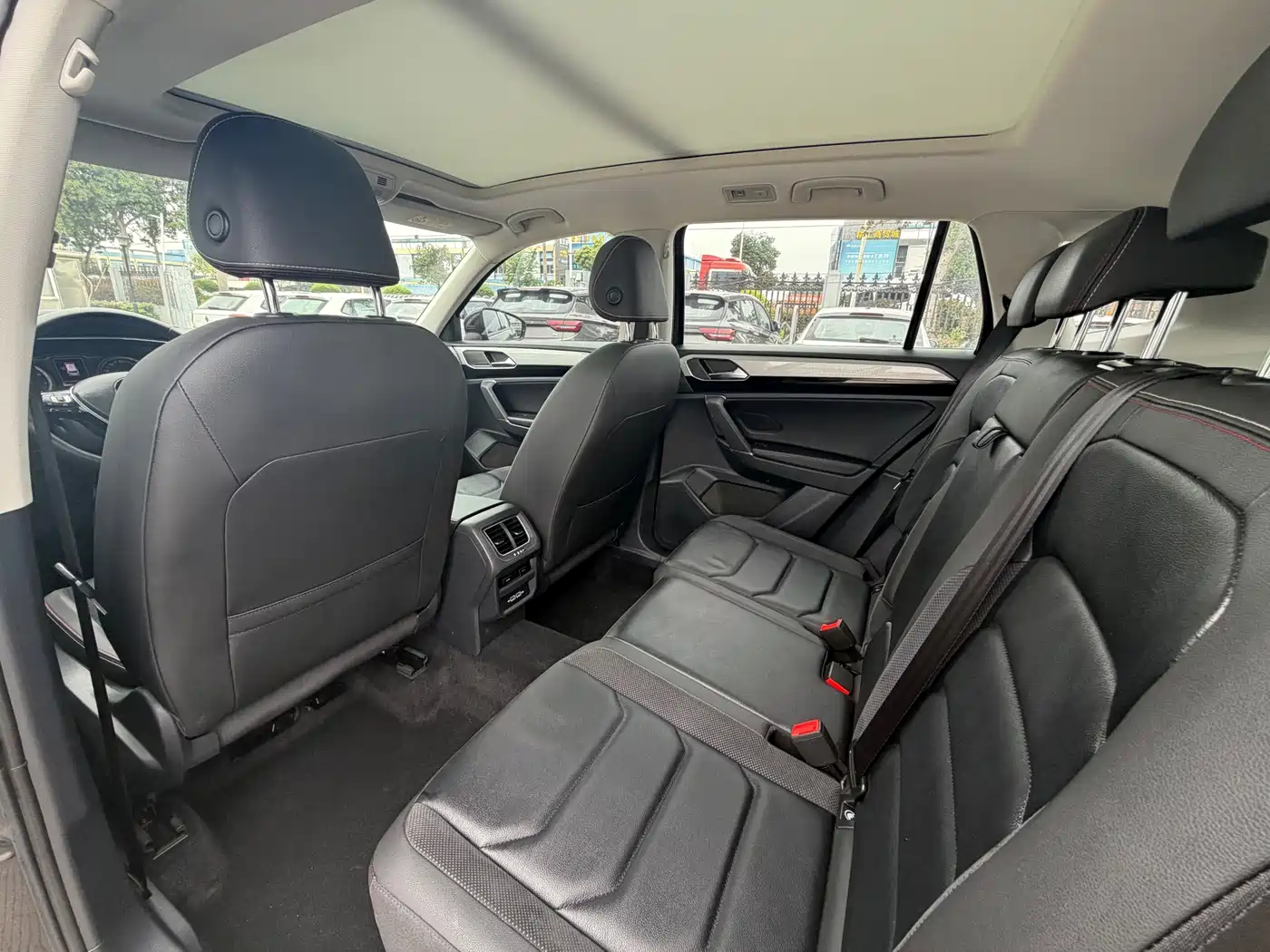 Volkswagen Tayron 2019 330TSI 2WD Luxury China VI фото 5