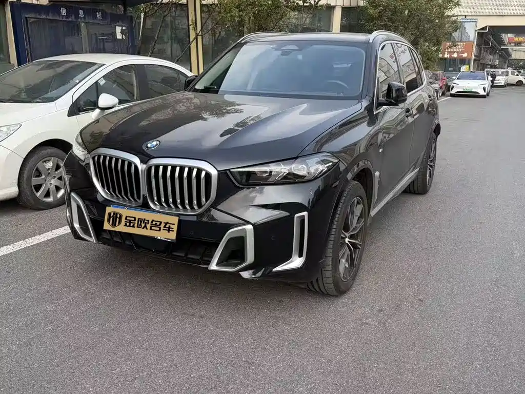 BMW X5 2025 2023 xDrive 30Li M Sport Package