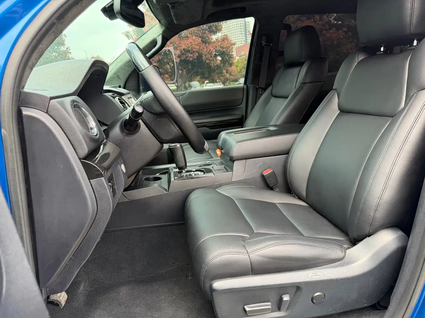 Toyota Tundra 2014 5.7L TRD Pro фото 8