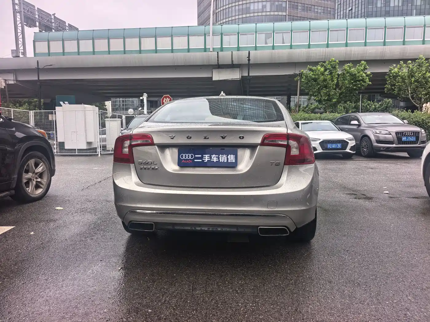 Фото 5 - Volvo S60
