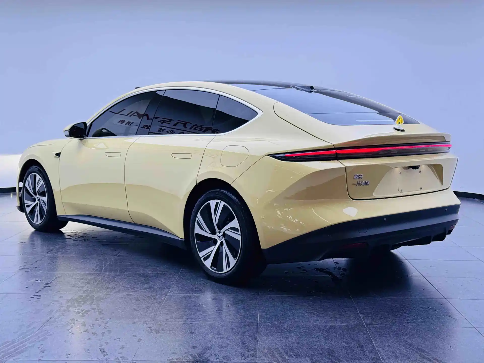 Фото 5 - NIO ET5