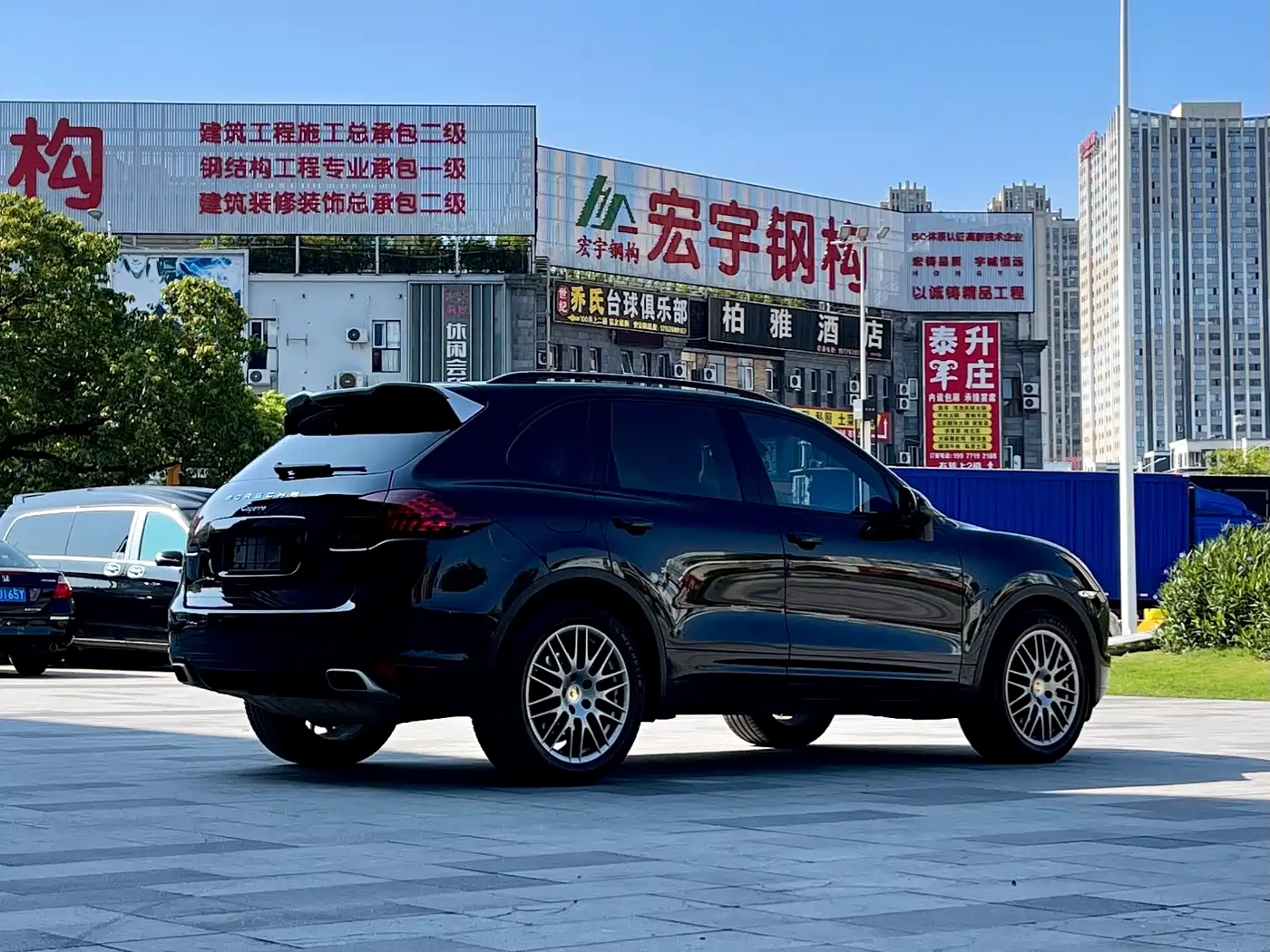 Porsche Cayenne 2014 Cayenne Platinum Edition 3.0T фото 7
