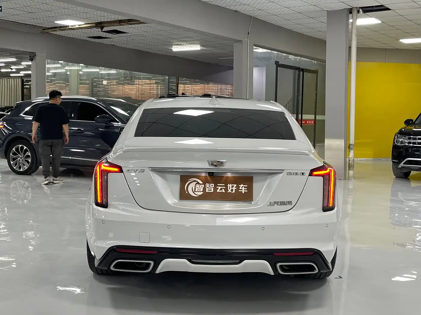 CADILLAC CT5