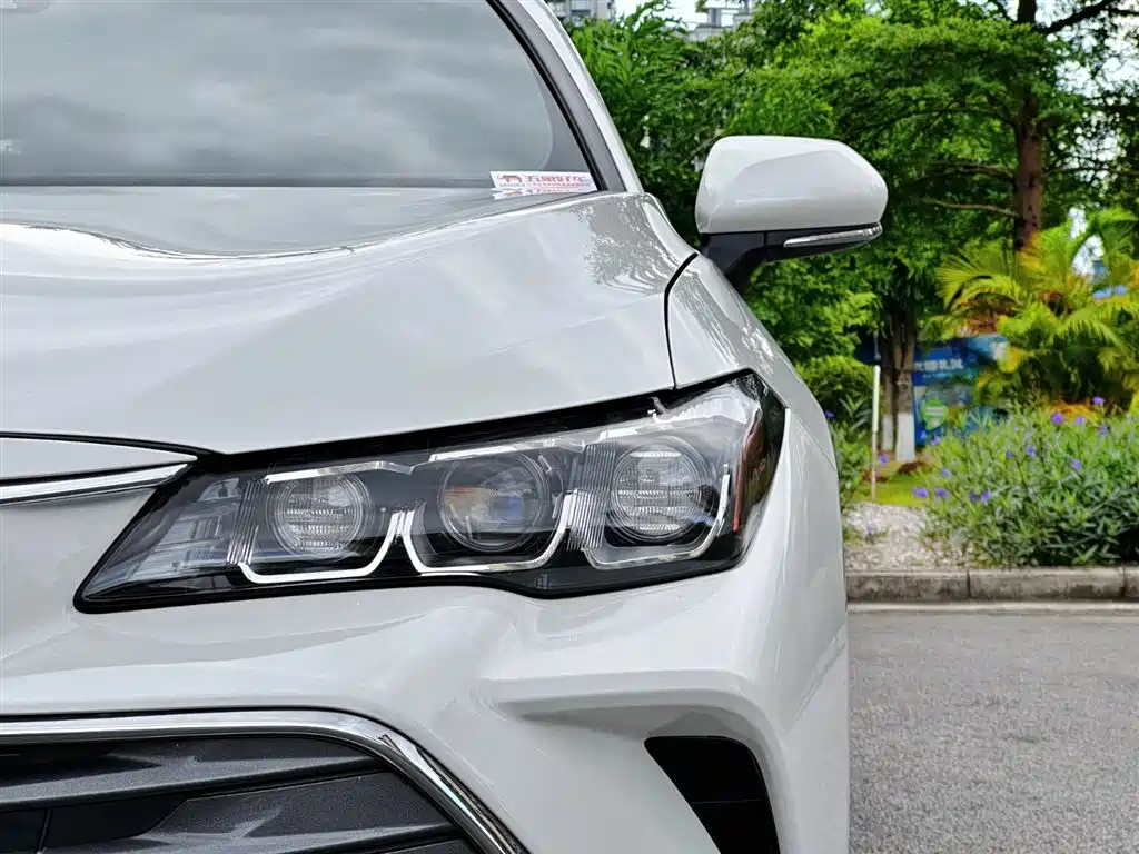 Toyota Avalon 2019 2.0L Luxury Edition (China VI) фото 29