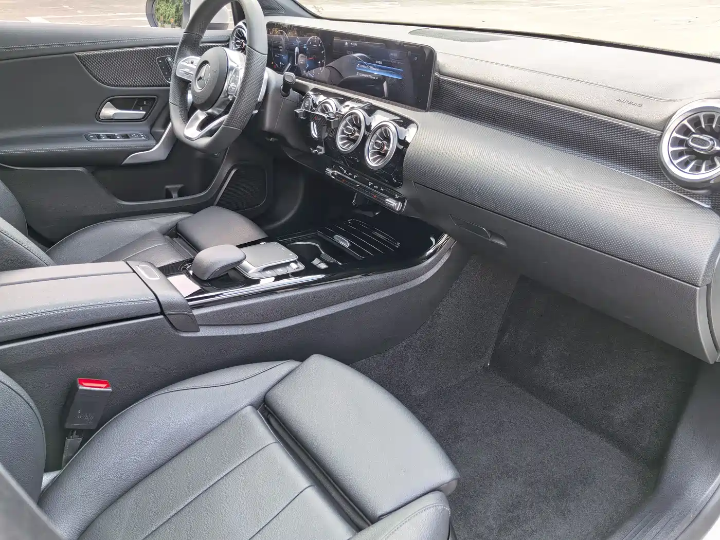 Mercedes-Benz A-Class 2022 Facelift A 200 L Sport Sedan Fashion Style фото 5